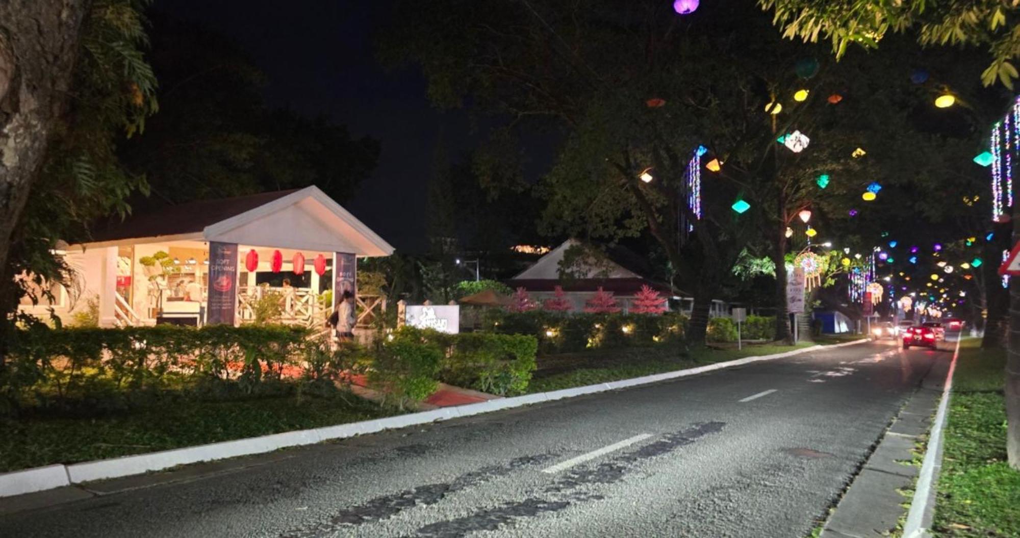 Aston Stay And Villas Mabalacat Exterior photo